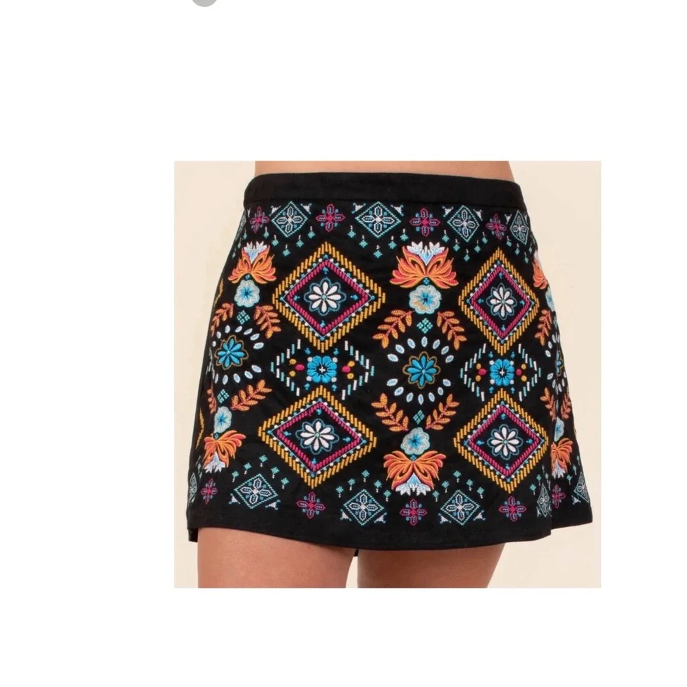 Savanna Jane Embroidered Skirt Floral Mini Patchwork  Bohemian Festival‎ Size S